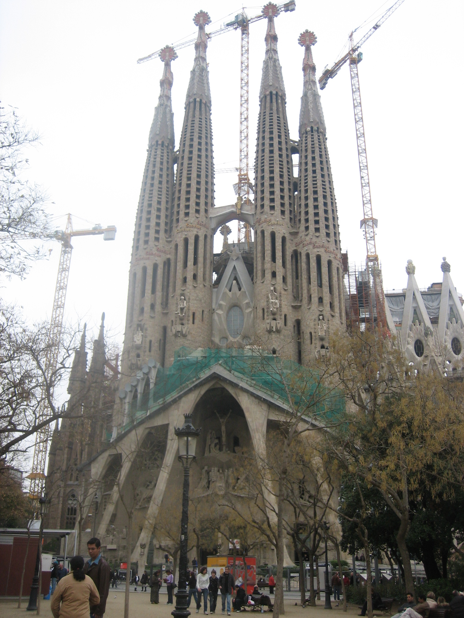 133 Yıldır Bitmeyen Katedral  La Sagrada Familia  STFA Blog